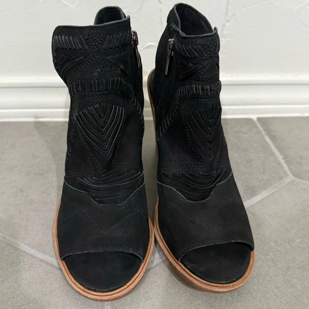 Vince Camuto black Katrina suede bootie - Picture 11 of 13